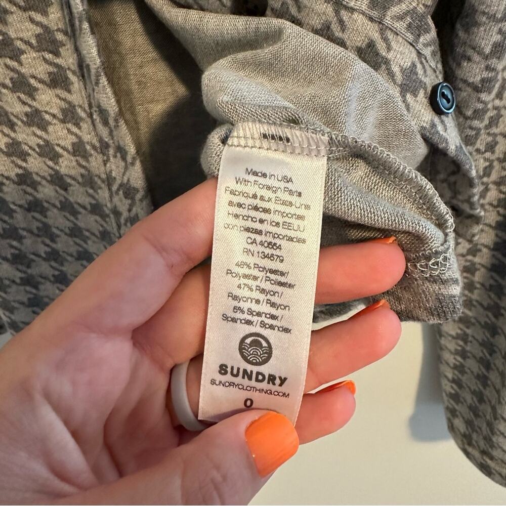 NWT Sundry Gray Houndstooth Cardigan Sweater 0 XS - Picture 7 of 8